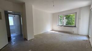 Ruhige 2,5-Zimmer-Wohnung mit Balkon ! 1 Monat KALTMIETFREI! – 45147 Essen – Vorschaubild 2