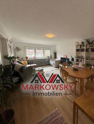 Renovierte, moderne drei Zimmer Wohnung mit Balkon in der Bremer Neustadt zu verkaufen!