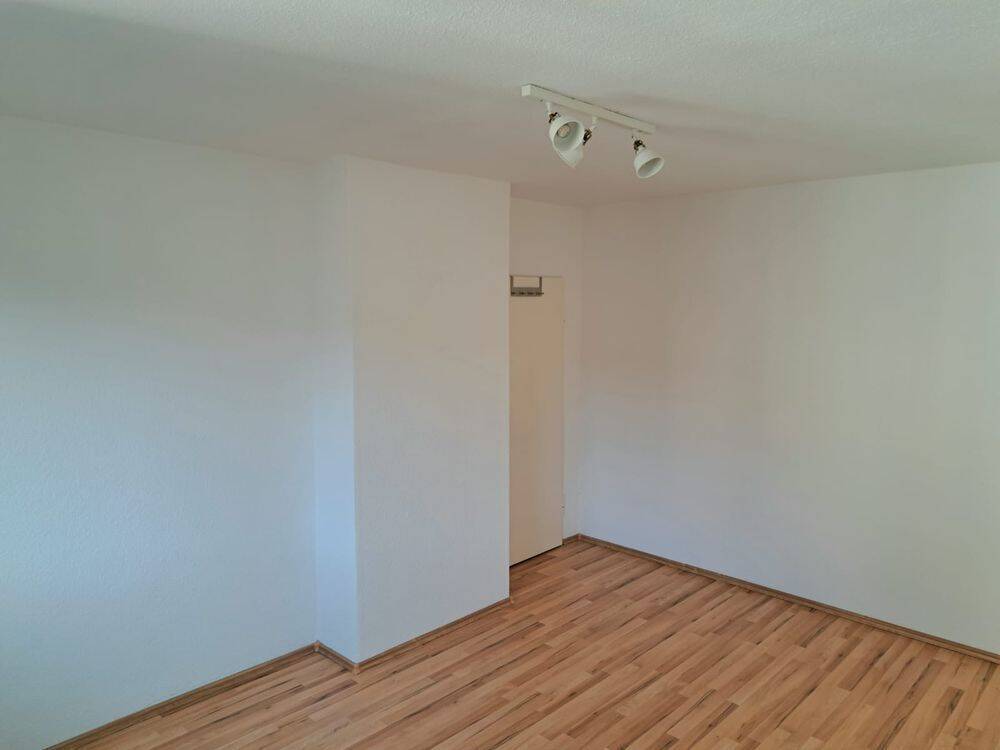 Schicke 2 Zimmer-Wohnung mit Blick ins Grüne in Wiesbaden! – Wiesbaden – Vorschaubild 8