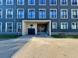Historie trifft Moderne - Exklusive Etagenwohnung mit Loftcharakter, viel Licht und schöner Terrasse – 10365 Berlin – Vorschaubild 9