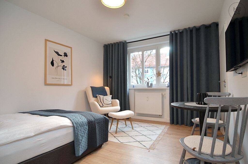 Modern möbliertes Apartment mit WLAN am beliebten Nürnberger Rennweg – Nürnberg – Vorschaubild 2