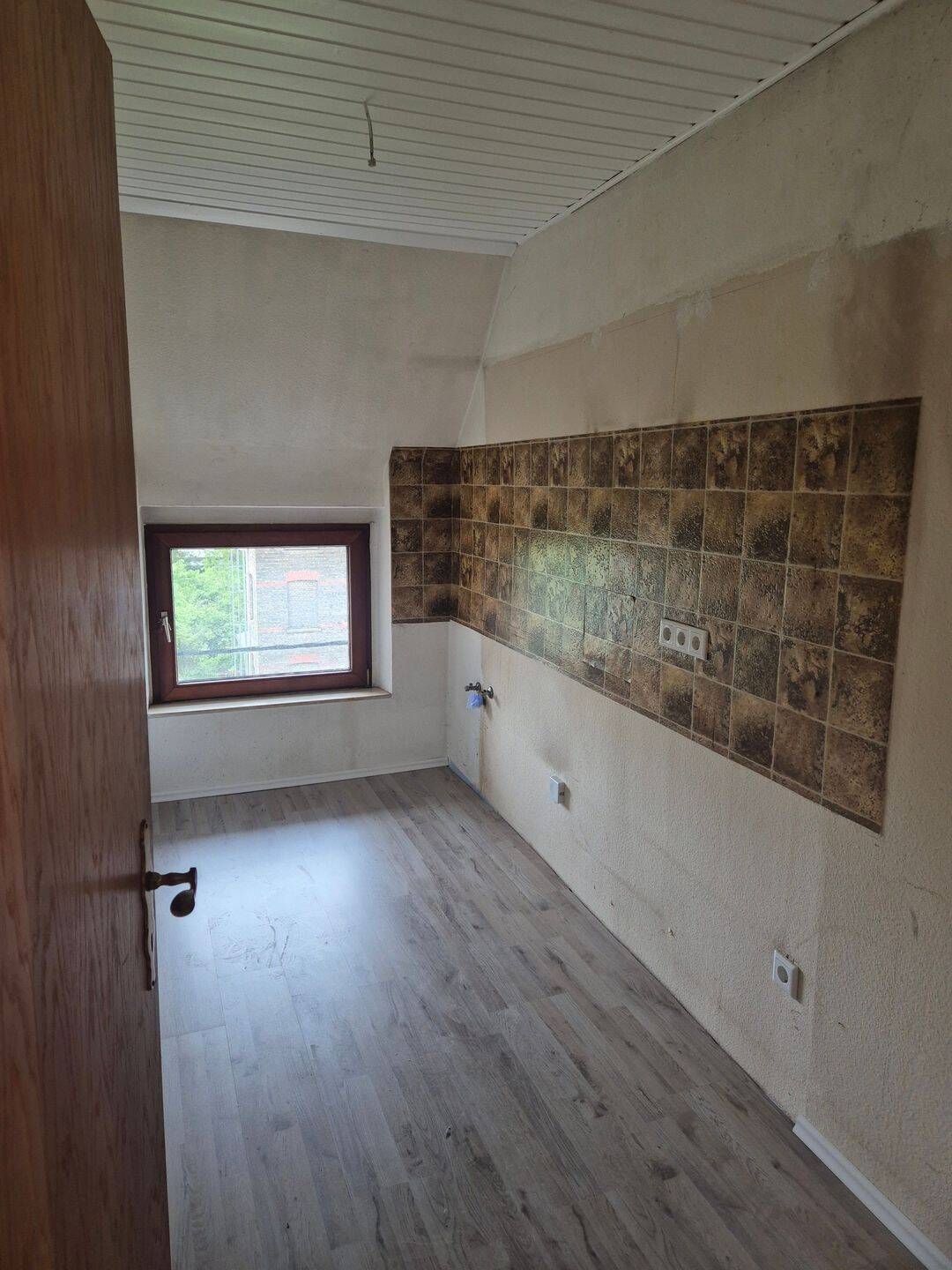 Charmante 2-Zimmer-Wohnung im 3. Obergeschoss eines gepflegten Mehrfamilienhauses – Düsseldorf – Vorschaubild 4