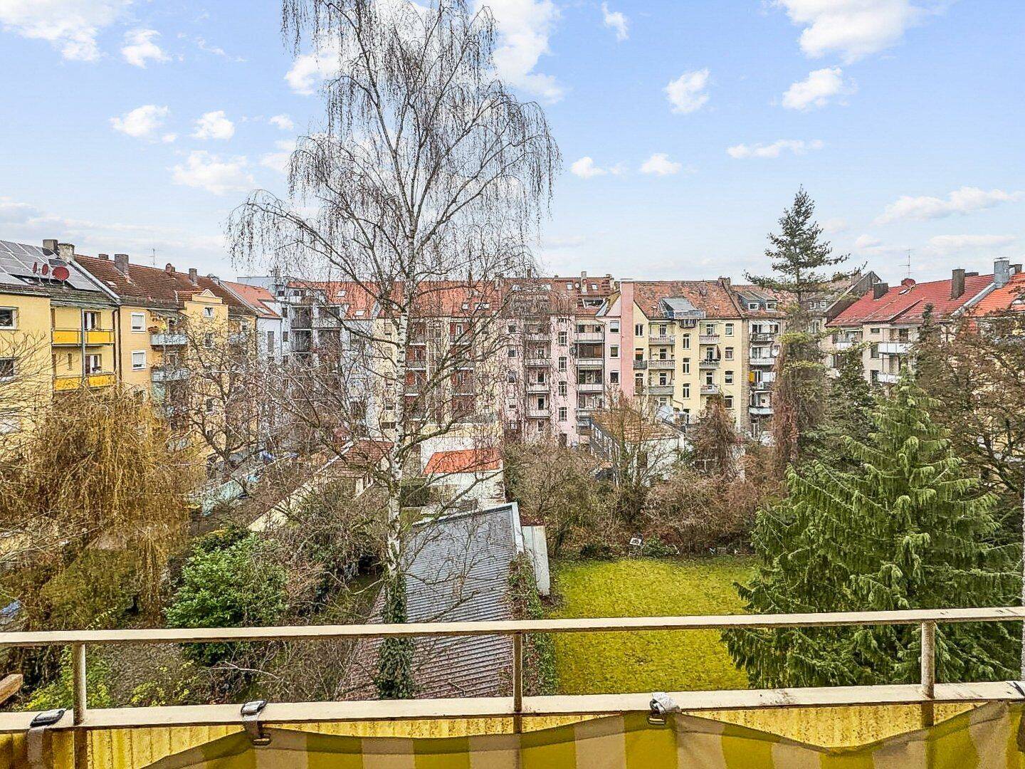 Über den Dächern der Stadt! 2-Zimmer-Eigentumswohnung im charmanten Nibelungenviertel in Nürnberg!