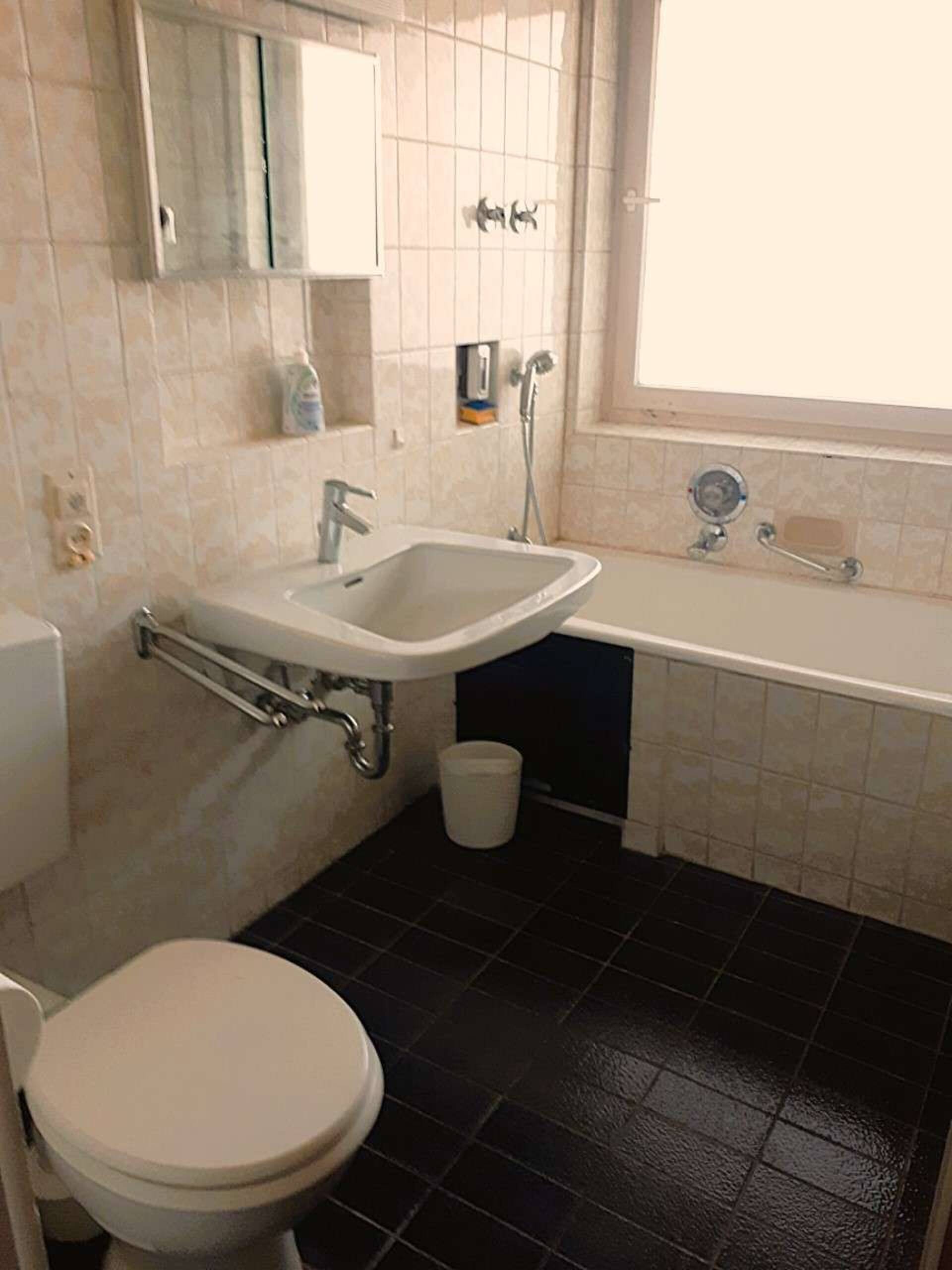 Einfamilienhaus in 71229 Leonberg mit 271 m² kaufen