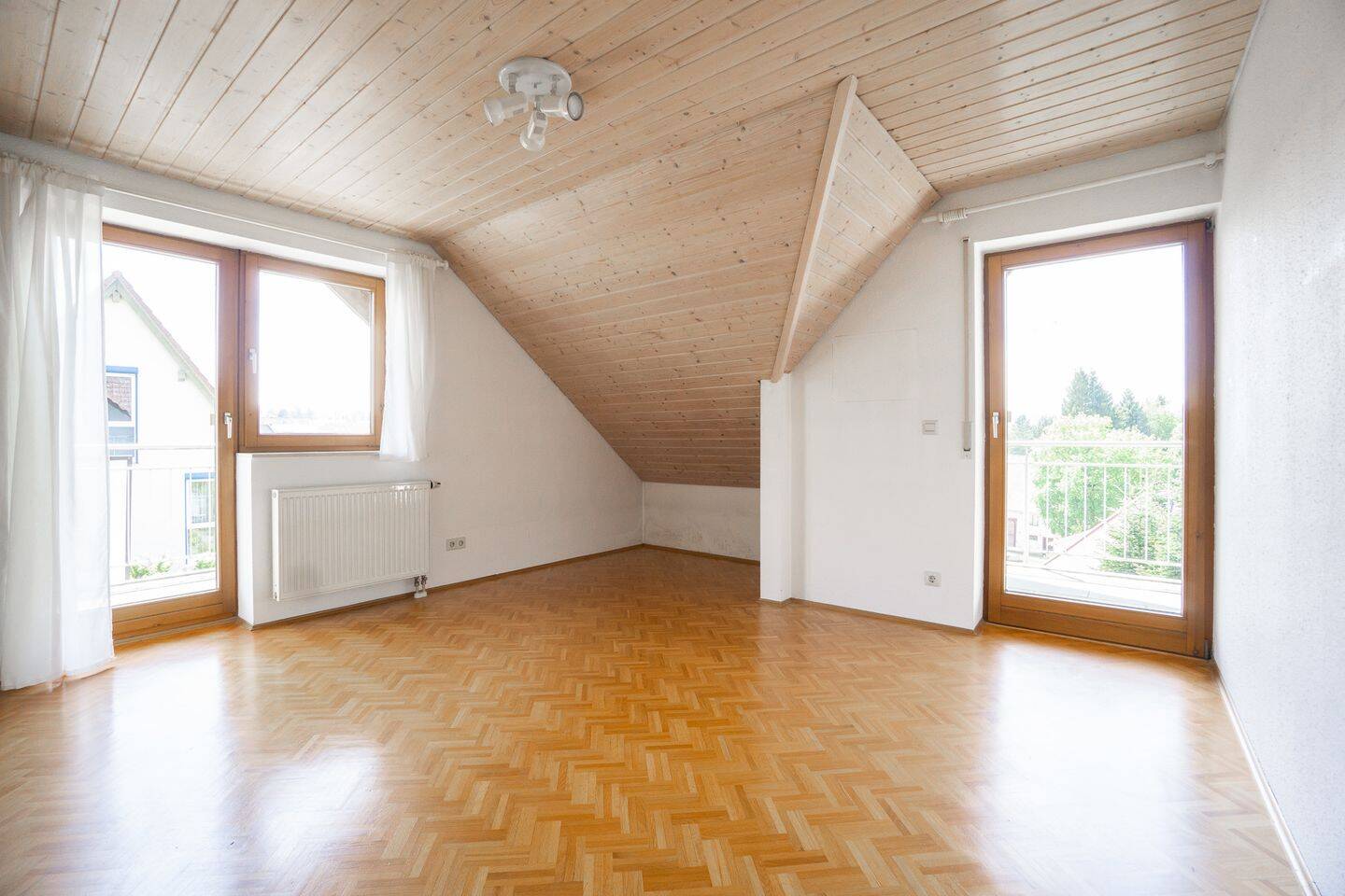 Großzügiges Einfamilienhaus mit besonderem Grundriss & vielseitigen Nutzungsmöglichkeiten – Krauchenwies – Vorschaubild 6