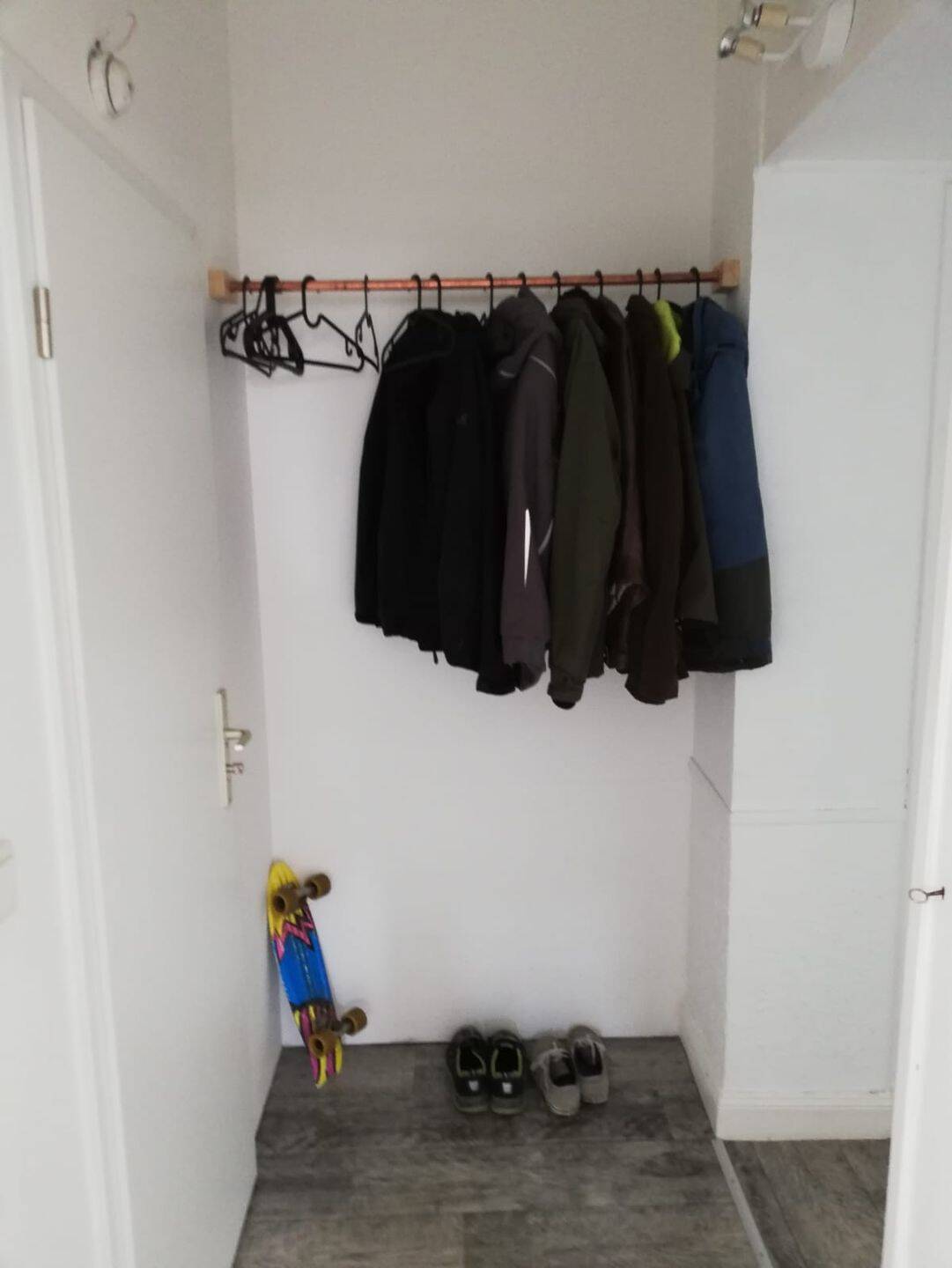 Ruhige 2-Zimmer-Dachgeschosswohnung (ca. 55 m²) mit separater Küche – für Einzelperson – Solingen – Vorschaubild 3