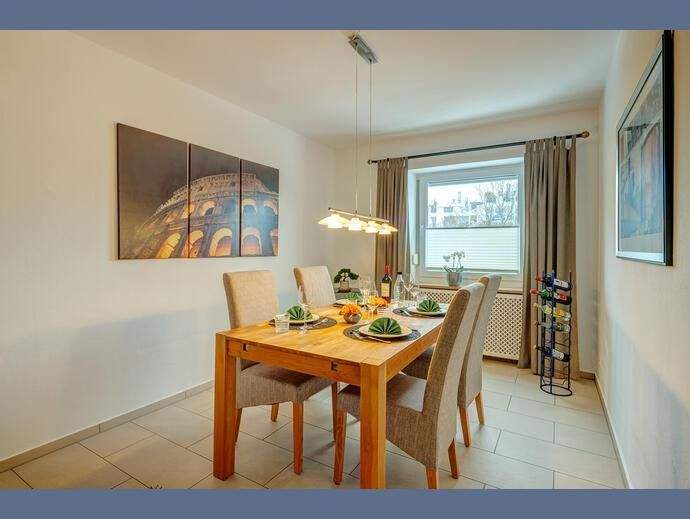Möbliert: Ruhige, helle 3-Zimmer Wohnung mit Balkon und Stellplatz – München – Vorschaubild 7