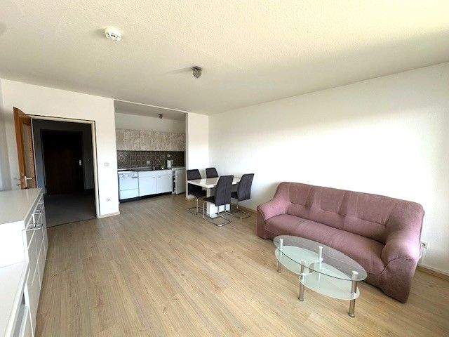 Große 1 Zimmer Wohnung mit Loggia und Stellplatz, Nürnberg-Bleiweißviertel – Nürnberg – Vorschaubild 2