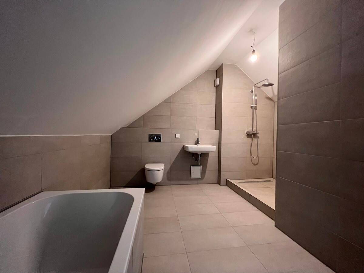 Erstbezug im PENTHOUSE auf 2 Etagen - ca. 153 m², 4-Zi, TERRASSE, 2 Bäder, TG, LUXUS PUR per SOFORT – Berlin – Vorschaubild 8