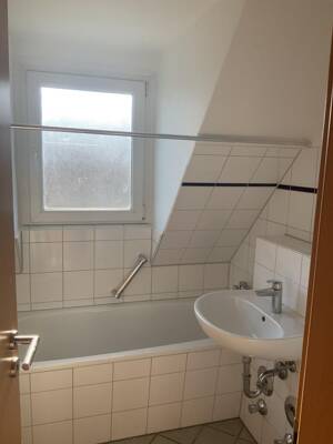 3-Zimmer-Wohnung in Castrop-Rauxel mit Balkon – 44575 Castrop-Rauxel – Vorschaubild 2