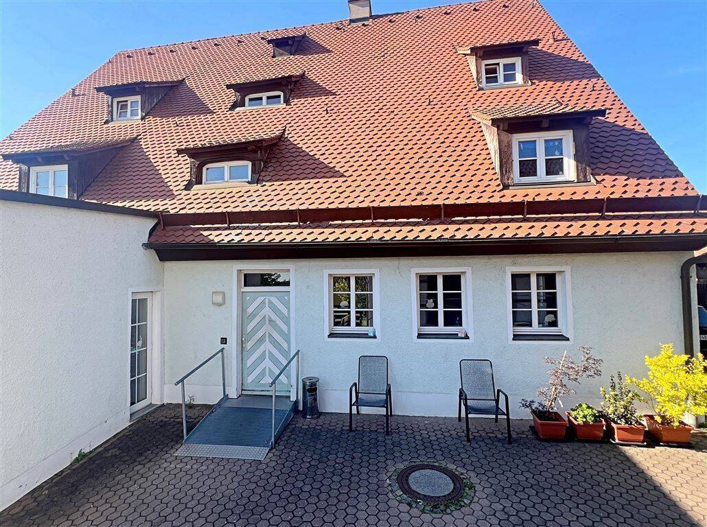 Altbau-Charme! Leerstehendes Wohn- und Geschäftshaus mit großem Potenzial in Nürnberg-Buch – Nürnberg – Vorschaubild 2