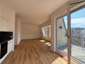 GANZ OBEN! Geräumige 3-Zi.-Whg. mit Tageslicht + EBK und Balkon !!! – 1159 Dresden – Vorschaubild 8
