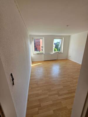 3 Zimmer Wohnung mit Balkon renoviert ab sofort verfügbar – 27576 Bremerhaven – Vorschaubild 8