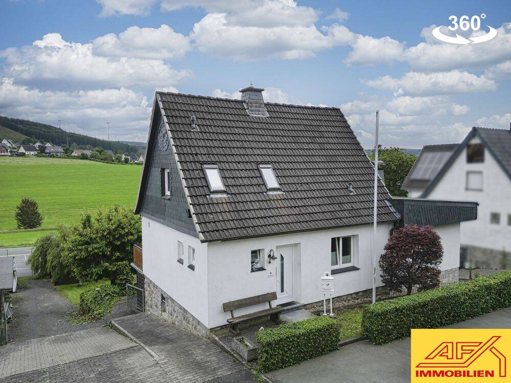 Großer Süd-West-Garten - EFH mit Kamin & Garage!