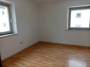 Bezahlbare 2-Zimmer-Wohnung in Ruhmannsfelden – ideal für Singles oder Paare – 94239 Ruhmannsfelden – Vorschaubild 2
