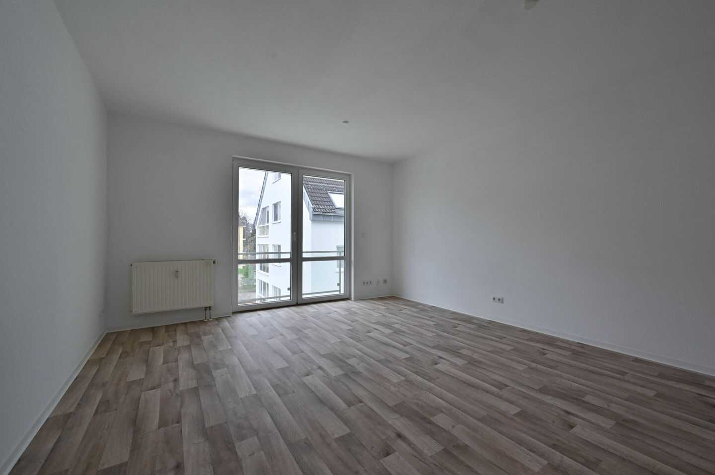 Wohntraum in Burgstädt: Moderne 2-Raum-Wohnung mit Terrasse in ruhiger, grüner Lage