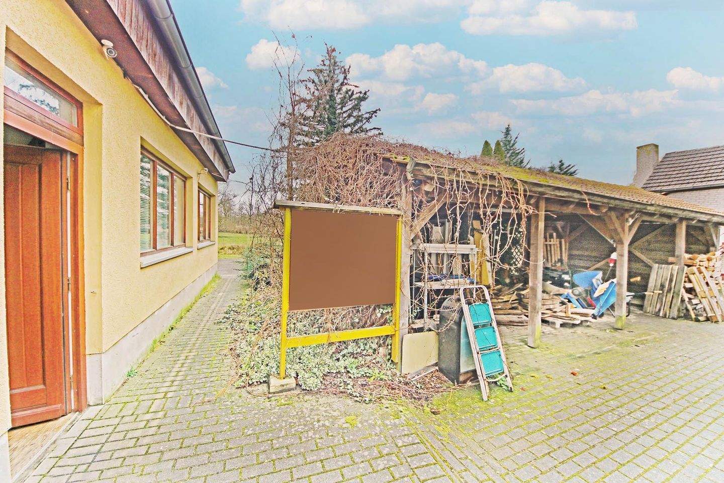 Mehrfamilienhaus mit 3 Wohnungen und großem Werkstattgebäude in Jessen (Elster) OT Holzdorf – Jessen (Elster) – Vorschaubild 8