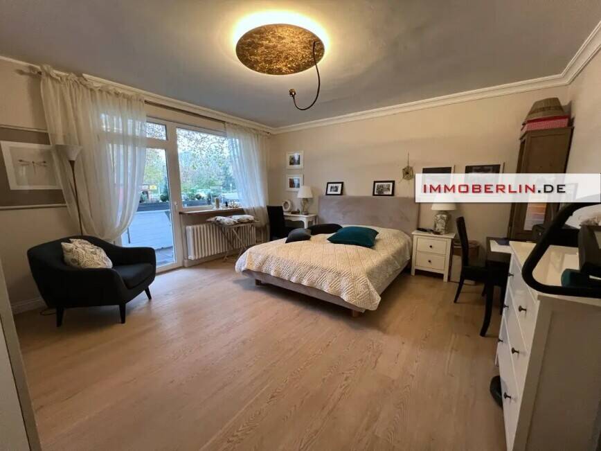IMMOBERLIN.DE - Liebenswürdige Wohnung mit Südbalkon & Pkw-Stellplatz nah der Havel – Berlin – Vorschaubild 2