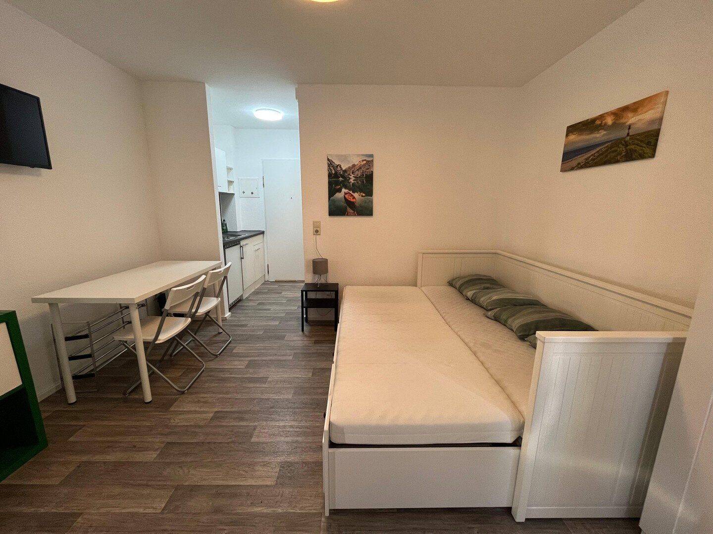 ?? Frisch renoviertes Balkon-Apartment | Möbliert | Nähe BASF, SAP, Hochschule & Innenstadt – Mannheim – Vorschaubild 3