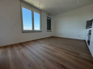 Wohnen mit Aussicht: Moderne 2-Zimmer-Wohnung – 89231 Neu-Ulm – Vorschaubild 3