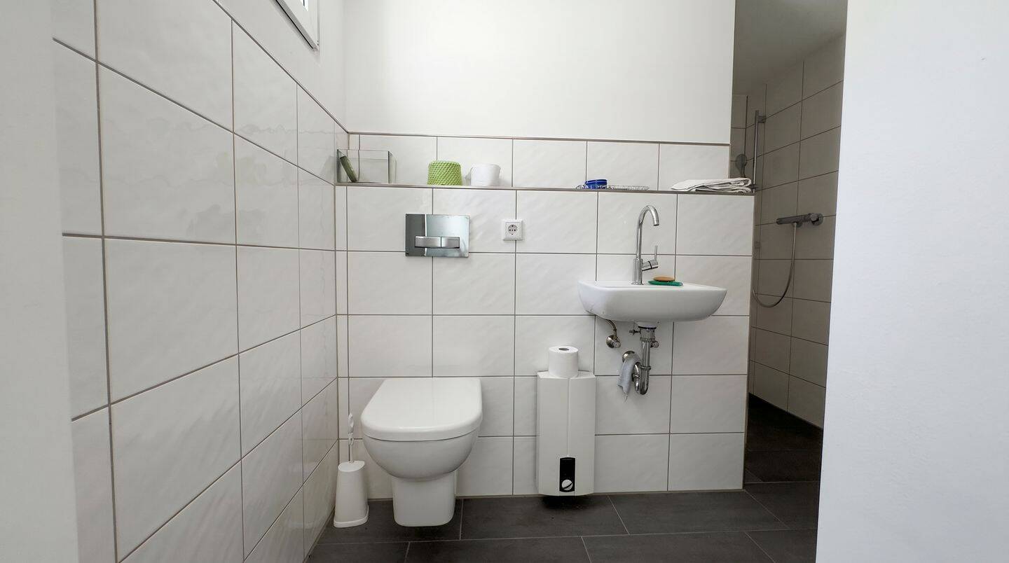 Charmantes Altbau-Reihenhaus mit Doppelgarage und Solaranlage – Mönchengladbach – Vorschaubild 6