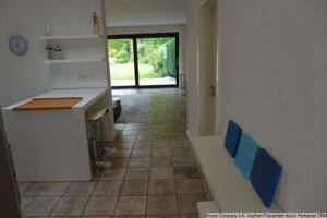 AC-Verlautenheide: Attraktive, möbl. 2,5 Zi-Whng. mit Terrasse, Garage, im Bungalow – 52080 Aachen – Vorschaubild 5