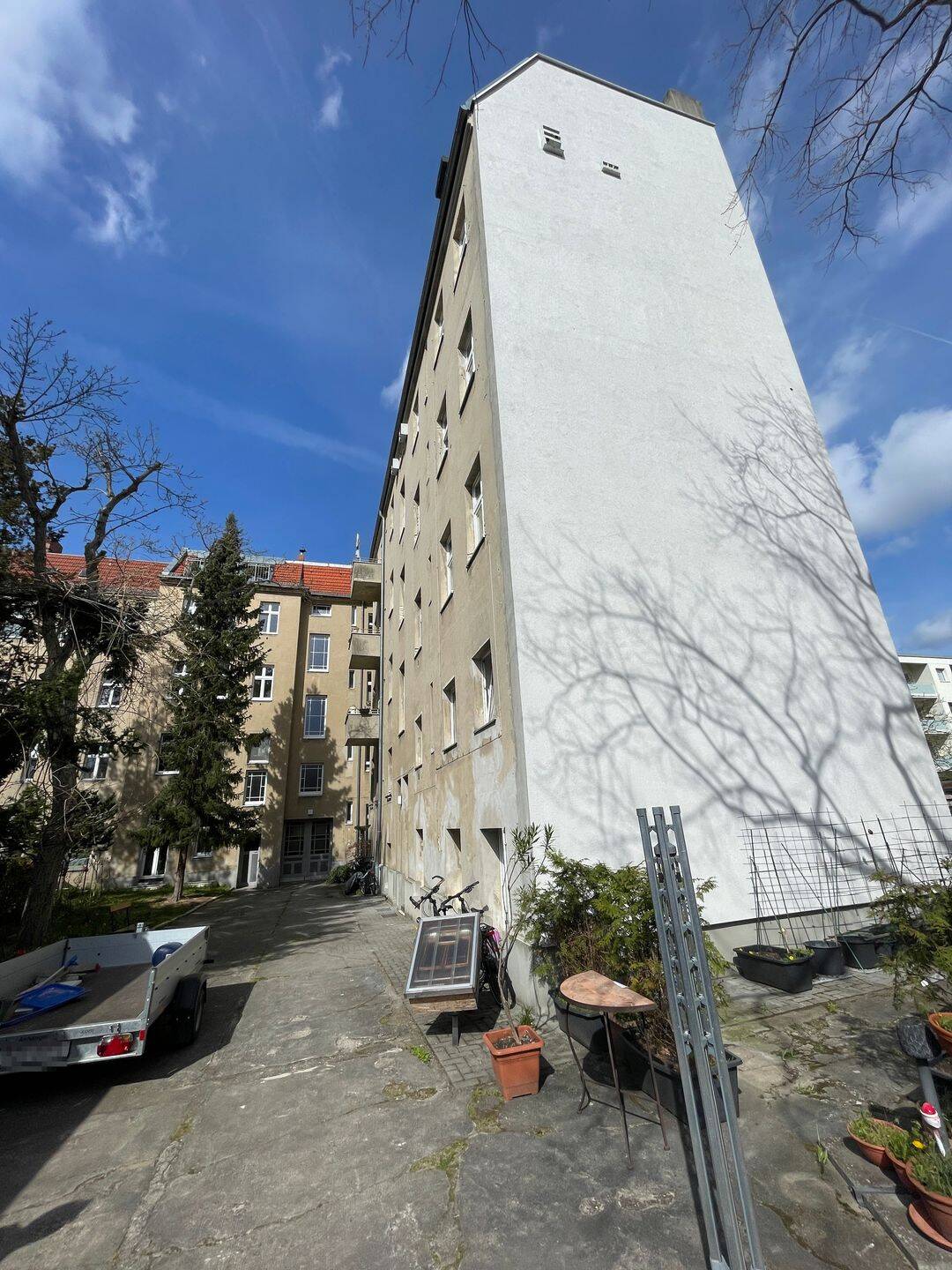 Zinshaus mit 18 aufgeteilten und abgeschlossenen Wohneinheiten in grünem Berliner Kiez – Berlin – Vorschaubild 2