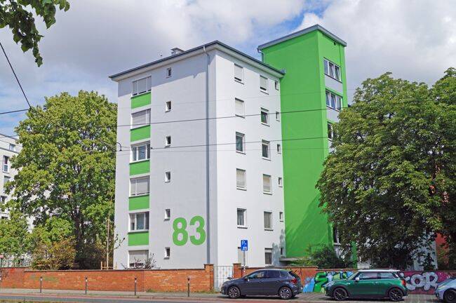 Nürnberg: Freie 3-Zi.Wohnung mit Balkon und Garage in S-Bahn, U-Bahn, Straßenbahn u. Innenstadt-Nähe