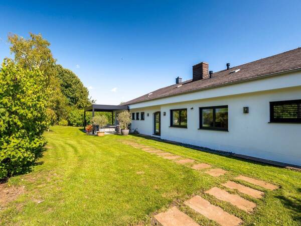 Villa in 54439 Saarburg mit 365 m² kaufen