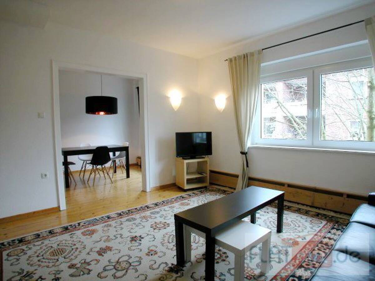 FLATmix.de / PB-Riemekeviertel. Helle, möblierte 3,5-Zi-ALTBAU-ETAGEN-Wohnung – 33102 Paderborn – Bild 1 von 9