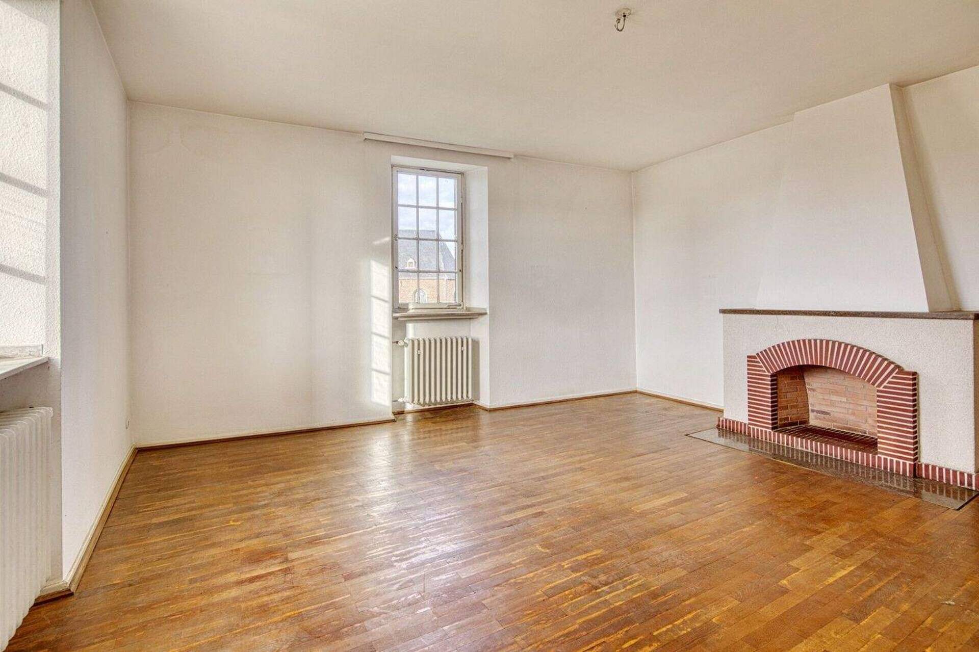 Einfamilienhaus in 50859 Köln-Widdersdorf mit 440 m² kaufen