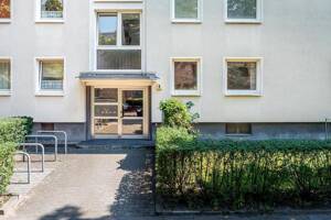 Schöne 2,5 Zimmer-Wohnung mit Balkon – 22081 Hamburg – Vorschaubild 2