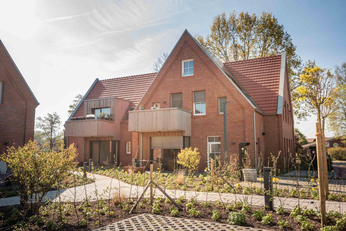 Moderne Erdgeschosswohnung mit Terrasse und nachhaltigem Energiekonzept