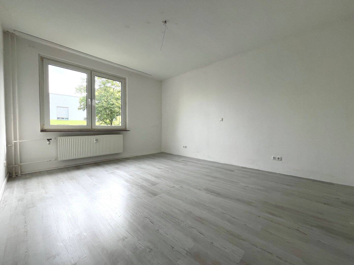 Renovierte 3-Zimmer-Etagenwohnung in Duisburg-Vierlinden – Duisburg – Vorschaubild 3