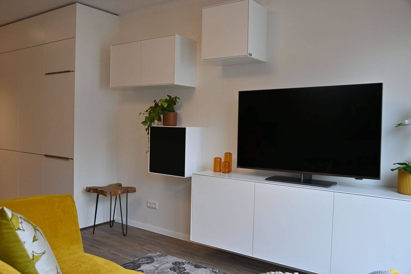 Hochwertige Mietwohnung in 93133 Burglengenfeld, teilmöbliert mit Südwest Balkon – Burglengenfeld – Vorschaubild 9