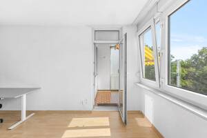 Großzügige 5-Zimmer-Wohnung mit Balkon, Garage – 93057 Regensburg – Vorschaubild 6