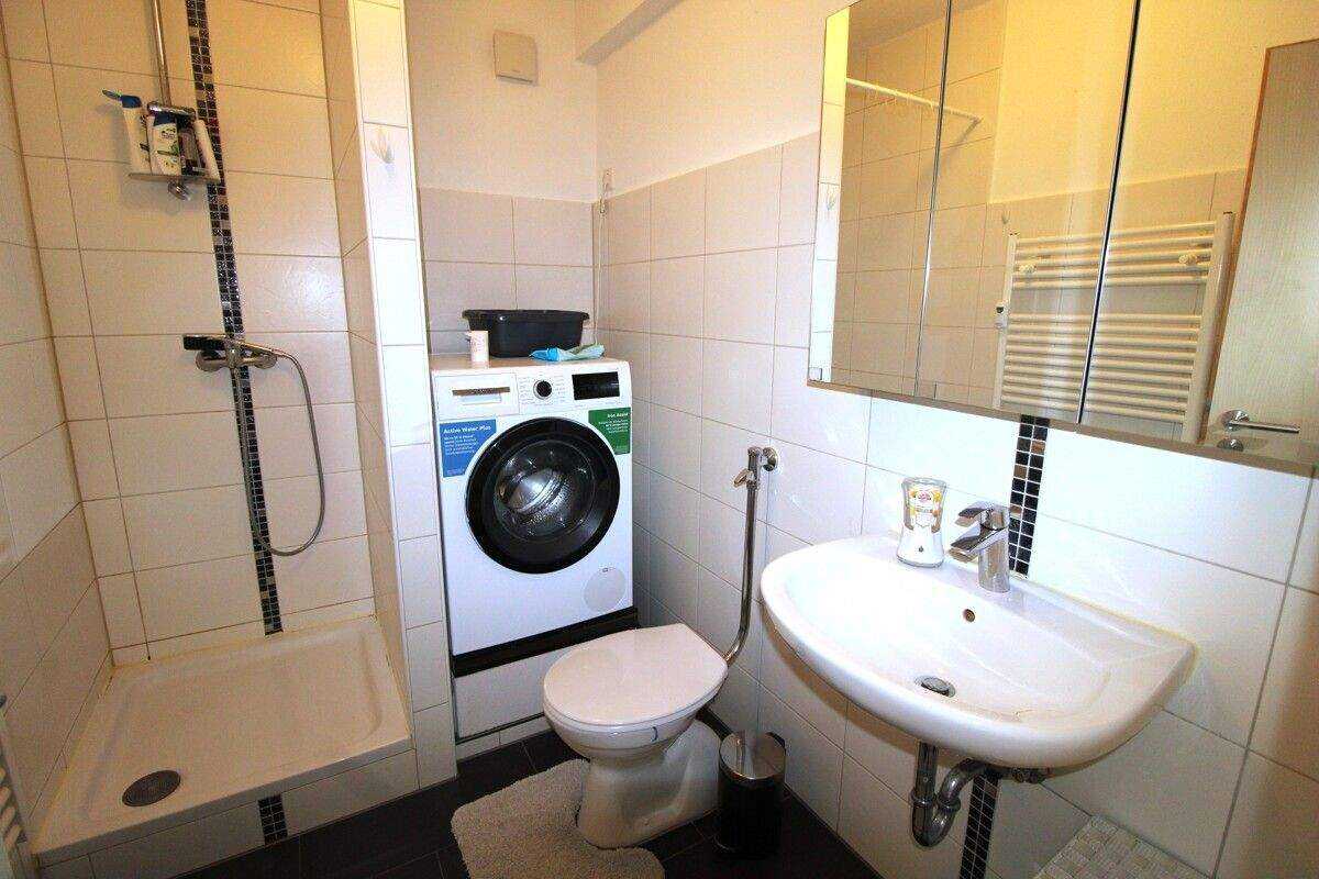 Ihre Kapitalanlage: Charmante 2-Zimmer-Stadtwohung in begehrter Lage von Nürnberg – Nürnberg – Vorschaubild 4