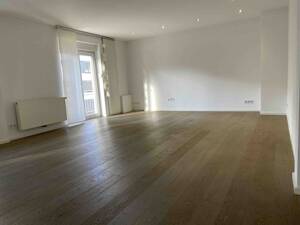 Bezugsfreie 3-Zi-OG Wohnung mit Einbauküche direkt am Nordbahnhof – 85049 Ingolstadt – Vorschaubild 7
