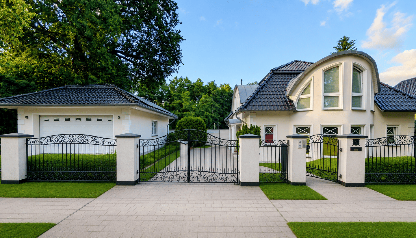 Luxuriöse Villa auf 3000 qm Parkgrundstück mit Doppelgarage, beh. überdachten Pool, Sauna v. Klafs 278 qm Wohnfläche+ 124 qm Nutzfläche