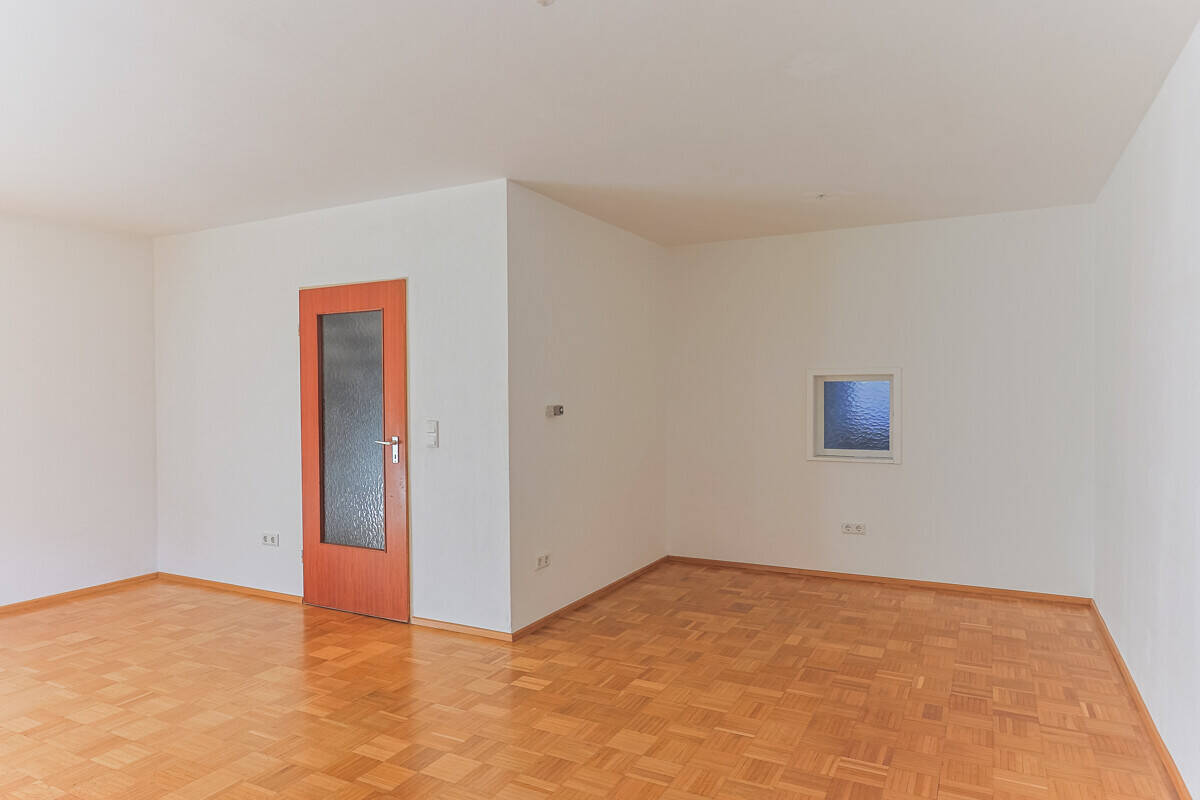Charmantes Reihenmittelhaus mit viel Potenzial – Ingolstadt – Vorschaubild 5