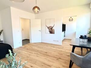 Noch vermietetes - lichtdurchflutetes Apartment in Garching - frisch saniert mit Stellplatz – 85748 Garching bei München – Vorschaubild 3