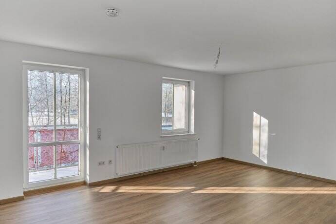 NEU SANIERT !!! Appartement mit Balkon und Einbauküche in ruhiger Lage von Döbeln zu vermieten !!!
