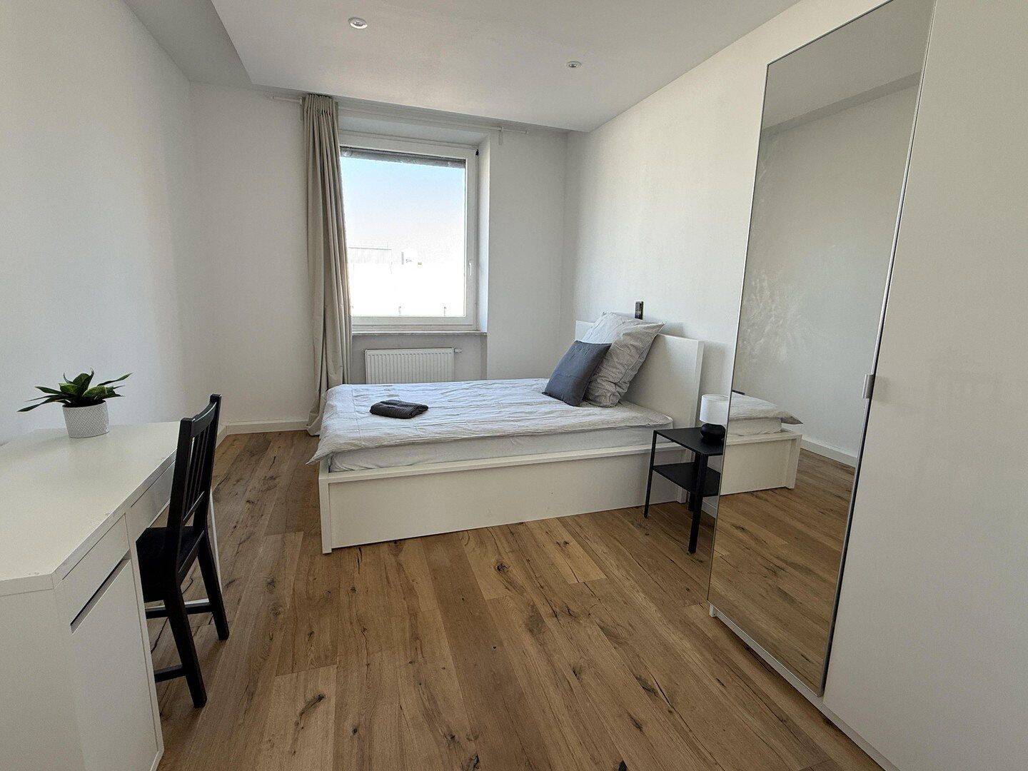 Premium WG-Zimmer (Frisch renoviert) mit Balkon, Top-Ausstattung & Gemeinschafts-Lounge – Nürnberg – Vorschaubild 9