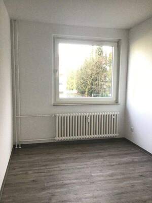 Renovierte 3-Zimmer Wohnung mit Balkon in Sennestadt – 33689 Bielefeld – Vorschaubild 3