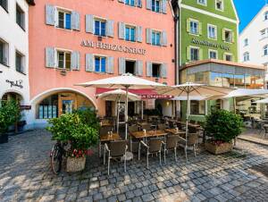 Ehemaliges Torhaus der Pfalz - historisches Wohn- und Geschäftshaus am Alten Kornmarkt – 93047 Regensburg – Vorschaubild 3