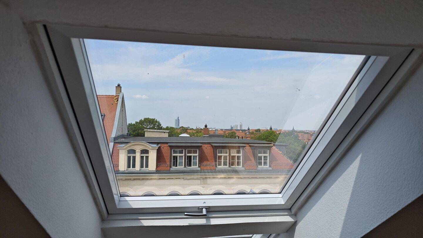 Quasi-Wohnung innerhalb einer 3er-WG mit Blick über Leipzig – Leipzig – Vorschaubild 4