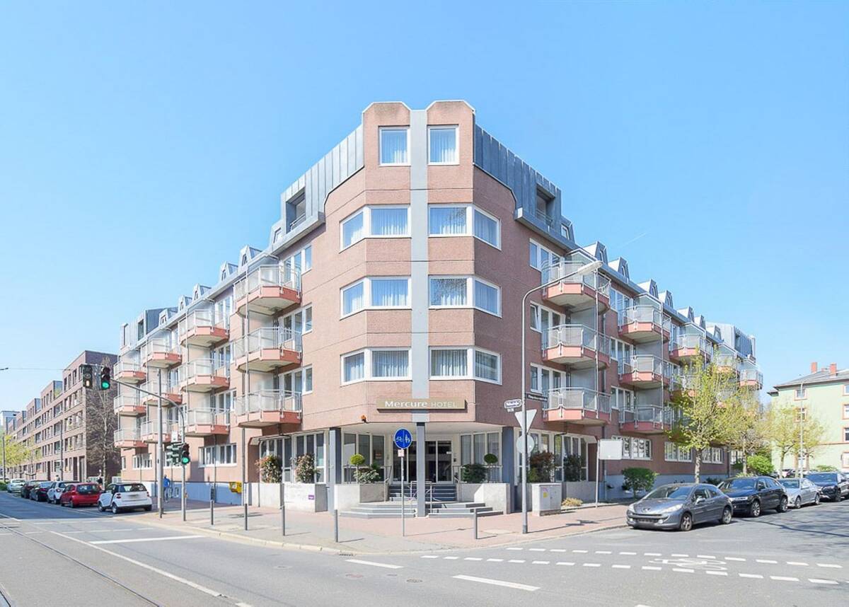 Gewinnpacht + mtl. Fix-Pacht: Hotelzimmer mit Stellplatz als Kapitalanlage in Frankfurt – 60486 Frankfurt am Main – Bild 1 von 9