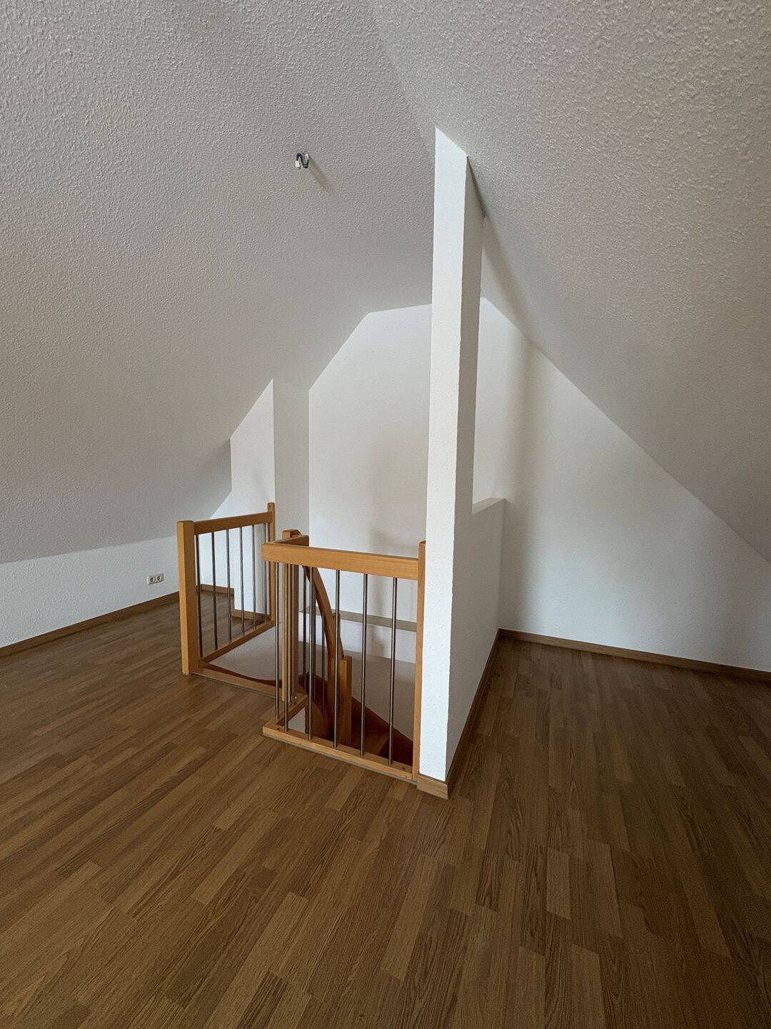 Doppelhaushälfte mit Carport & Garten in Leipzig – Leipzig – Vorschaubild 9