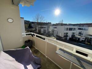 DU-Duissern Helle, 3 Zimmer mit Balkon zwischen Stadt und Innenhafen 2. OG (saniert) – 47058 Duisburg – Vorschaubild 3