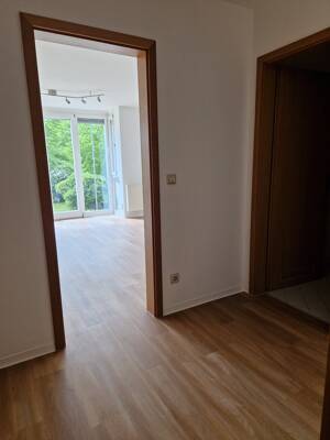 Ruhige 1-Raum-Wohnung mit Blick ins Grüne – 7747 Jena – Vorschaubild 5